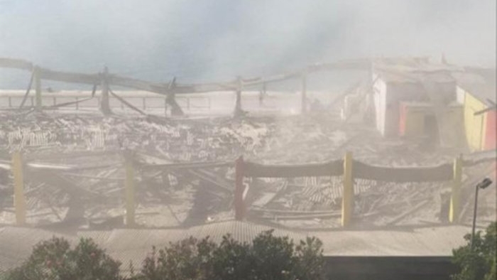 Bina İnşaatı, Patras Limanında Adam Öldürüyor
