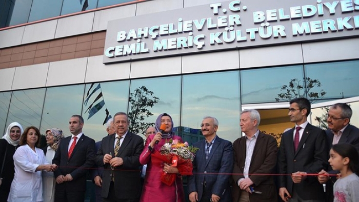 Cemil Meriç Kültür Merkezi açıldı