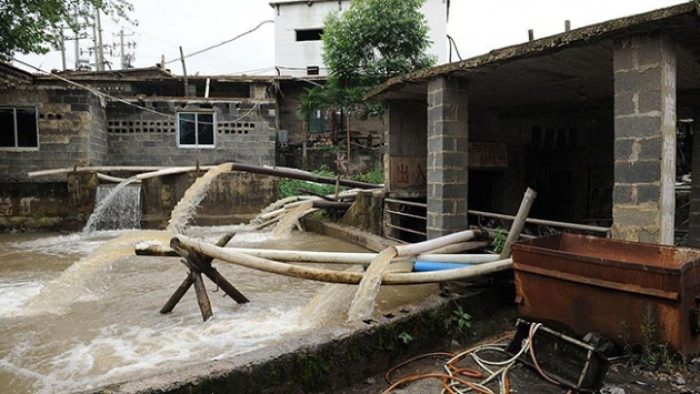 Çin'de maden ocağını su bastı