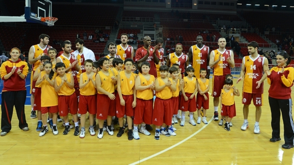 Galatasaray Bahçelievler Spor Okulu İle Çocuklara Sporu Sevdirin