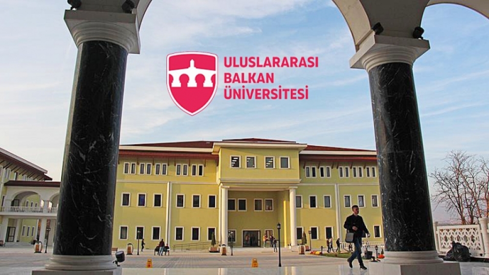 Uluslararası Balkan Üniversitesi Eğitime Işık Tutuyor