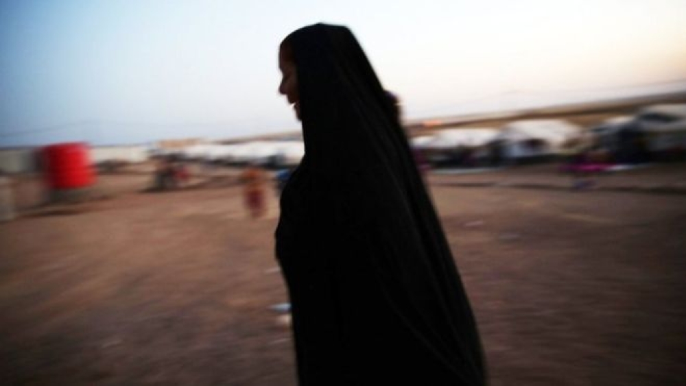 Yerinden edilen Musul: Yüzlerce Irak, kampda yiyecek zehirlenmesi ile hasta