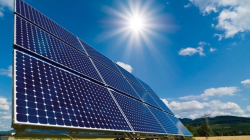 Türkiye'nin en büyük güneş santrali yarın açılıyor