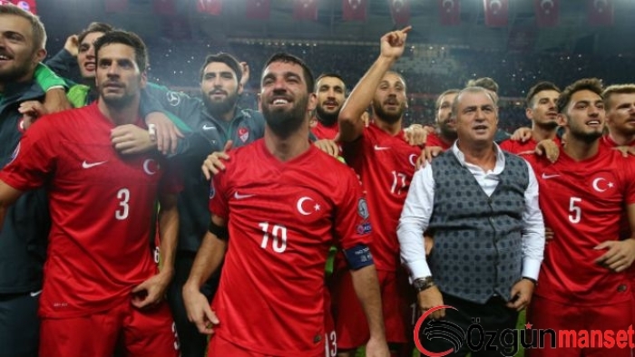 A Milli Futbol Takımı İsveç Maçı Nedeniyle Antalya'da