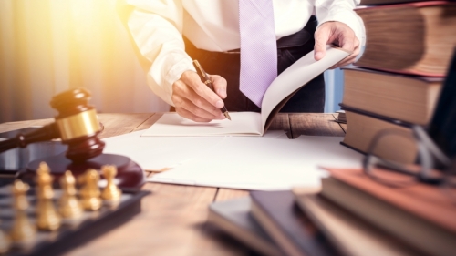 Boşanma Avukatıyla Hakkınıza Sahip Çıkın