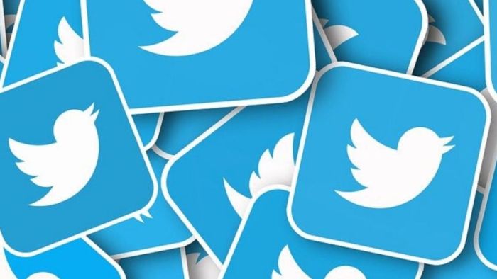 Twitter (X) Space Dinleyici Ürünü Kullanmanın 7 Avantajı (2024)