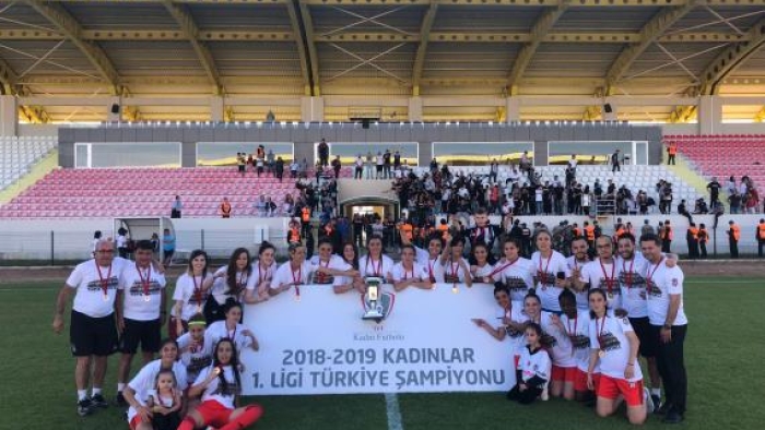 Kadınlar 1. Ligi'nde şampiyon Beşiktaş