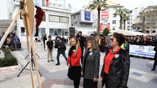 Kadınlar Ata’nın huzurunda