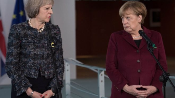 Merkel'in Brexit tutumu Tory anketinde kazanma ihtiyacını gösteriyor