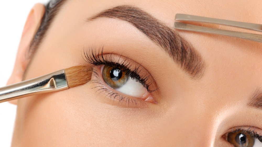 Microblading İle Etkileyici Makyaj 
