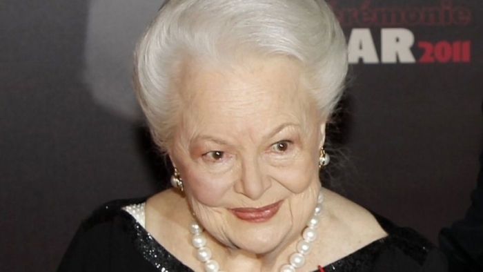 Olivia de Havilland, Feud üzerinden FX dava açtı: Bette ve Joan