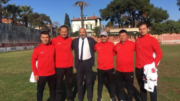 Özel Sporcular Futbol Ligi Dörtlü Final'in şampiyonu Kocaeli Yaşam Koçluğu