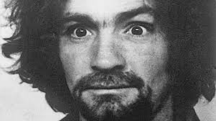 Seri Katil Charles Manson Öldü