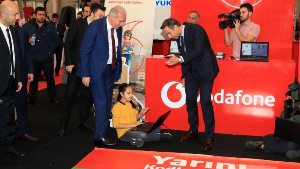 VODAFONE 39.İSTANBUL MARATONU ÇOCUKLAR İÇİN KOŞULACAK